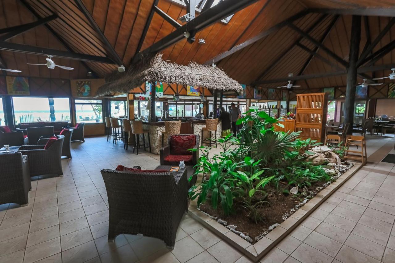 Hotel Nengone Village Mare Bagian luar foto