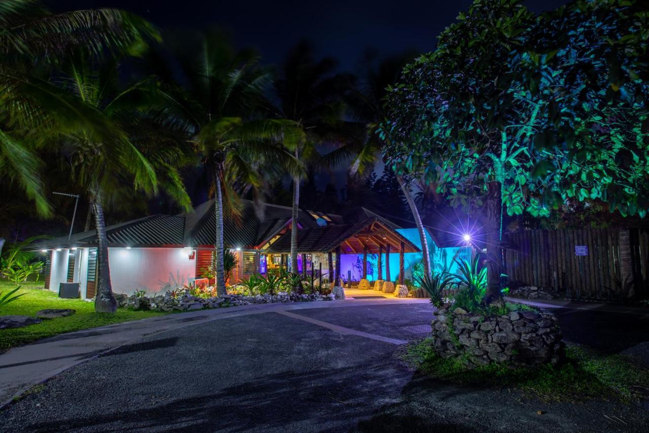 Hotel Nengone Village Mare Bagian luar foto