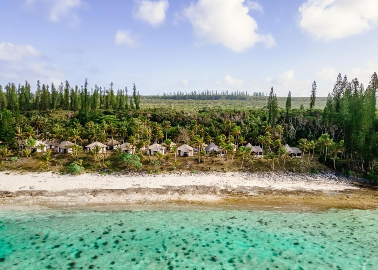 Hotel Nengone Village Mare Bagian luar foto