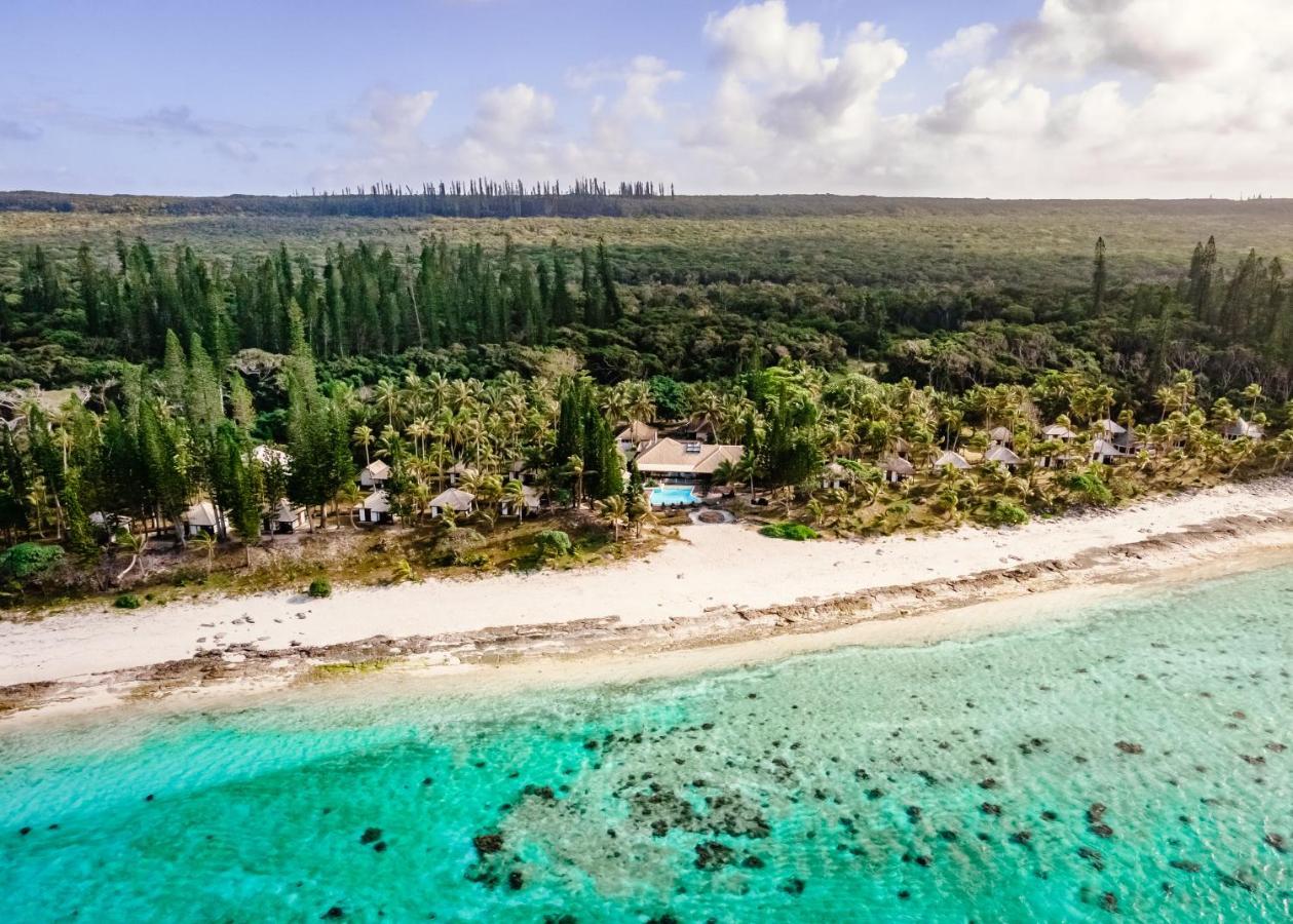 Hotel Nengone Village Mare Bagian luar foto