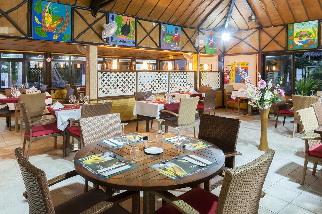 Hotel Nengone Village Mare Bagian luar foto