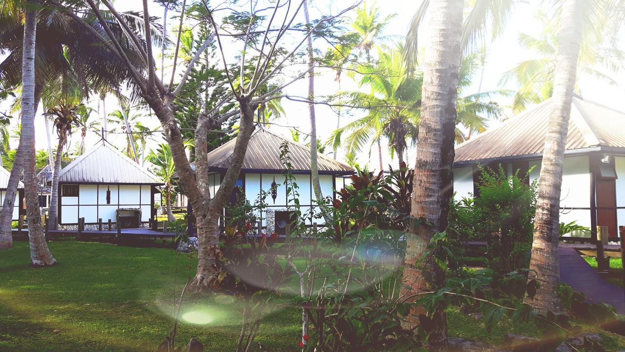 Hotel Nengone Village Mare Bagian luar foto
